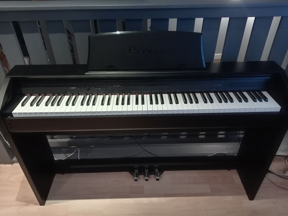 Casio digitaali piano