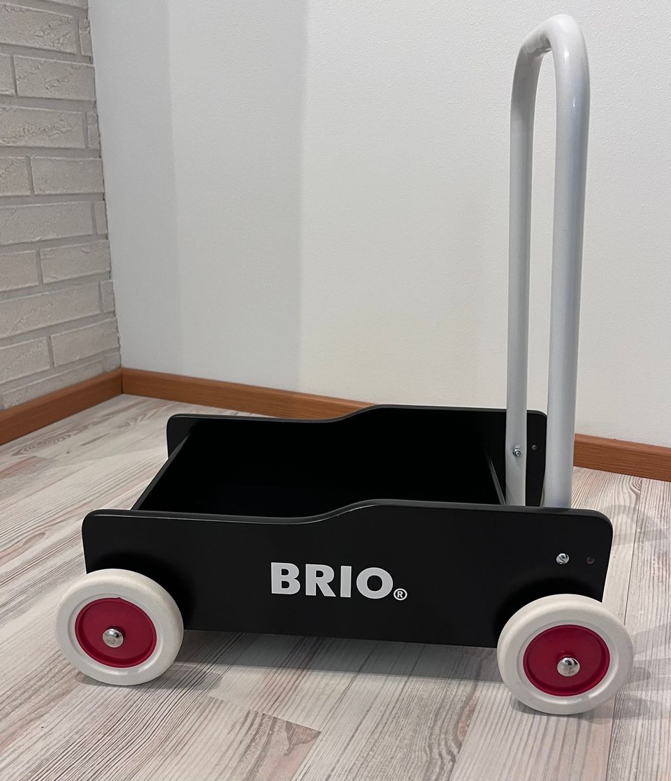 Brio kävelykärry