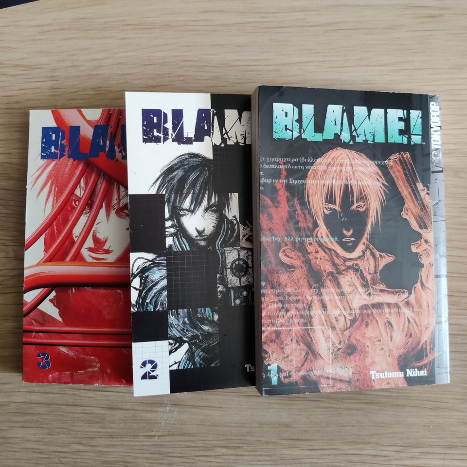 Blame! -mangaa osat 1-3 ENGLANNIKSI