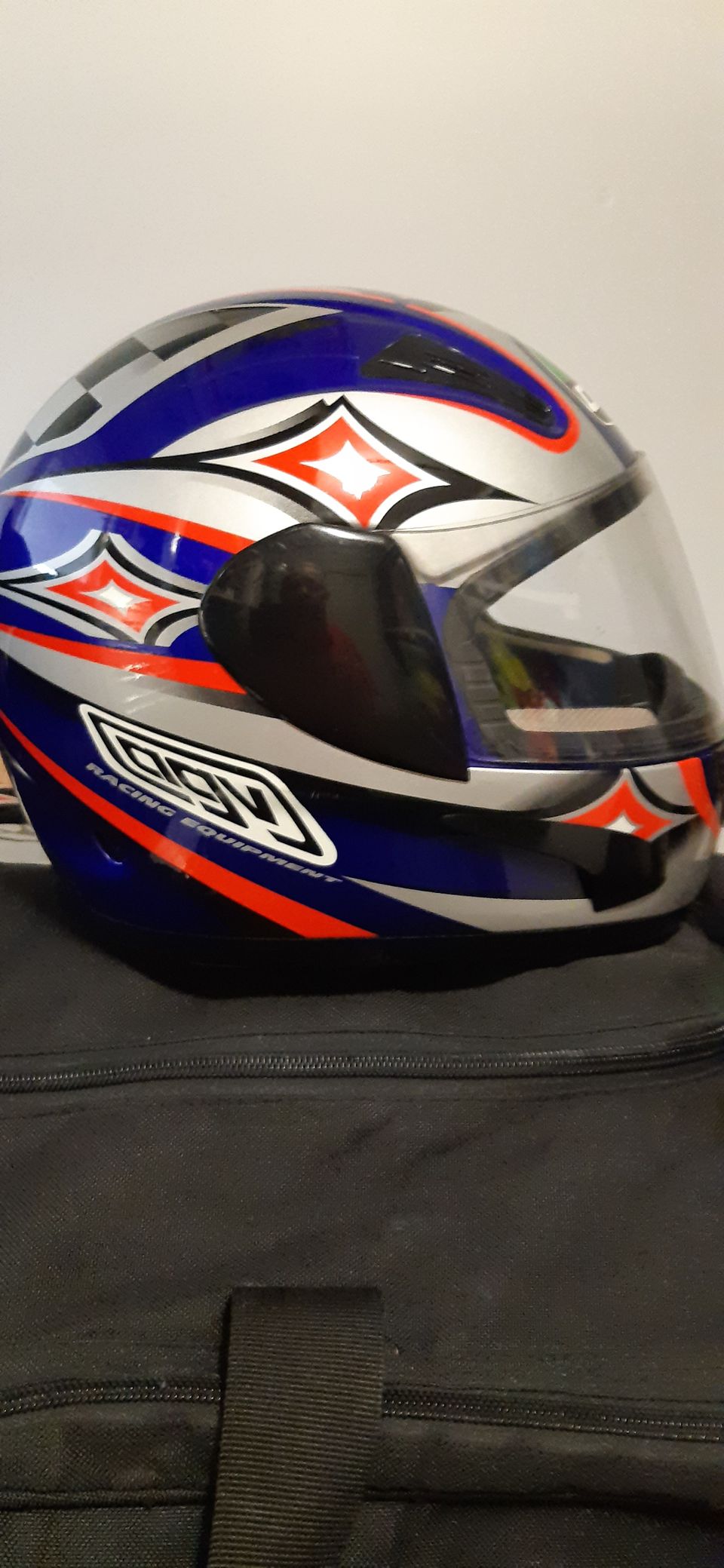 AGV kypärä