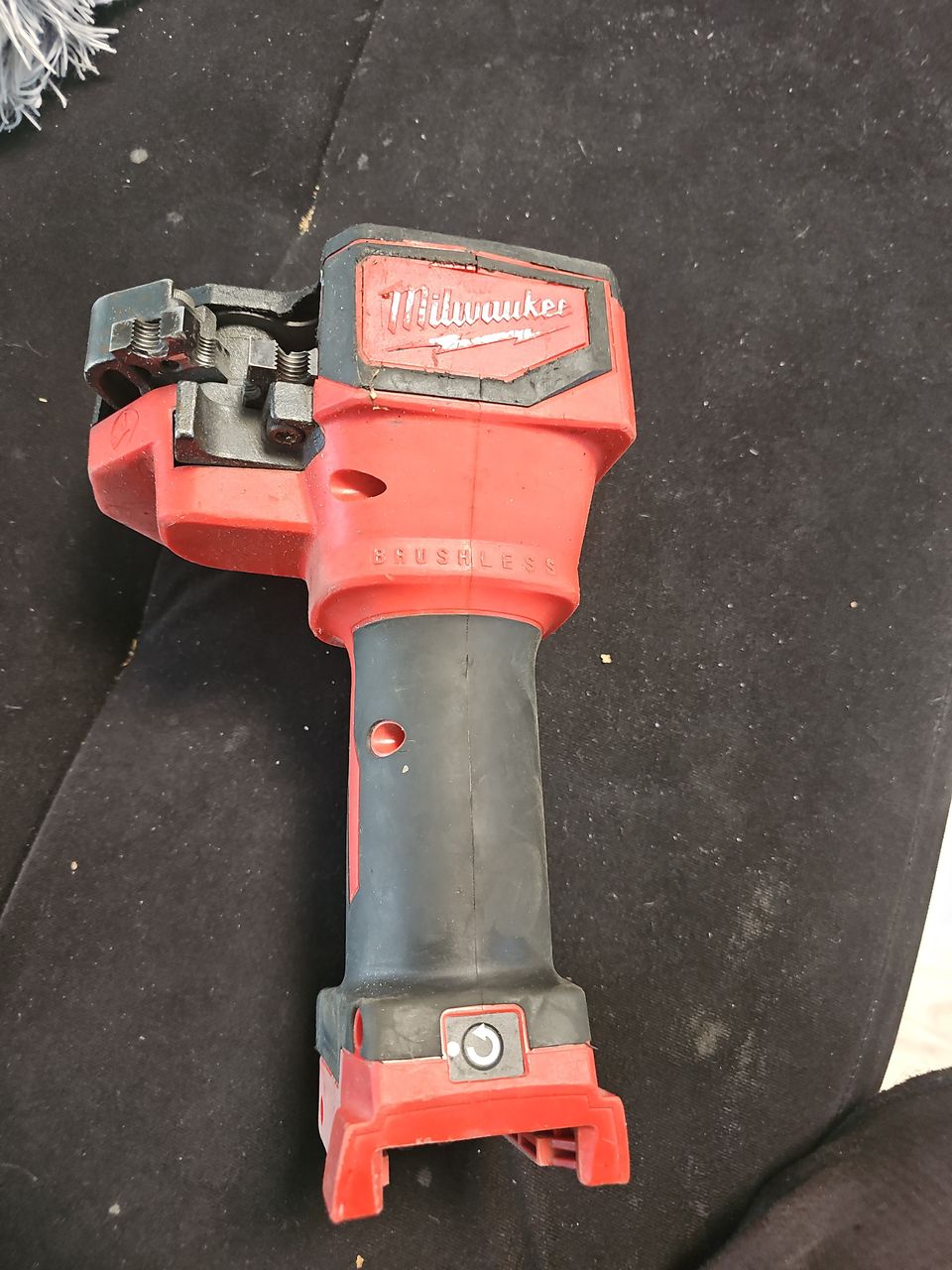 Milwaukee M18BLTRC kierretankoleikkuri 18v