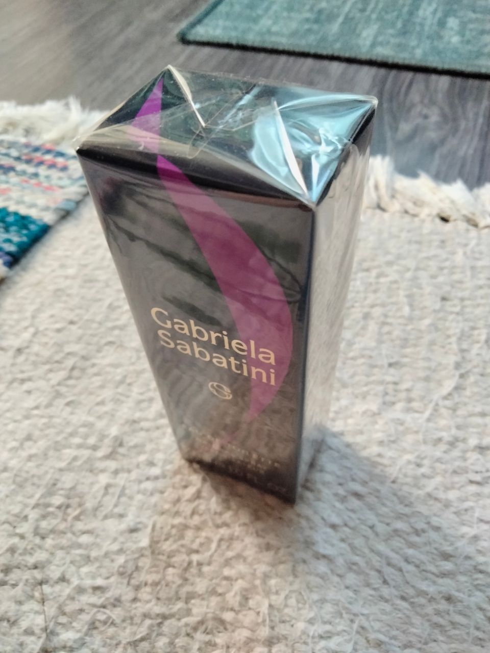 Eau De Toilette Gabriela Sabatini 30 ml, uusi