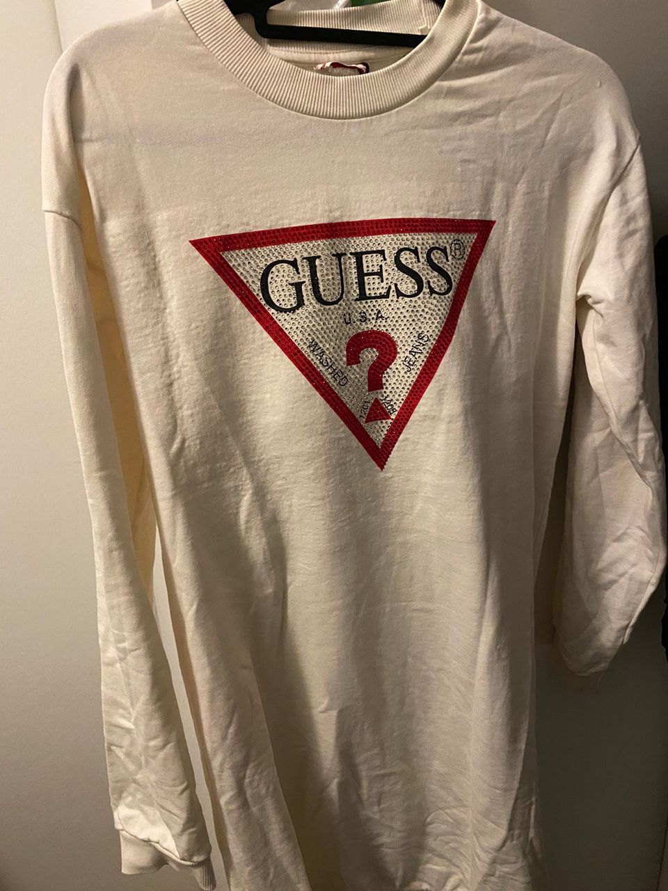 GUESS Collegemekko