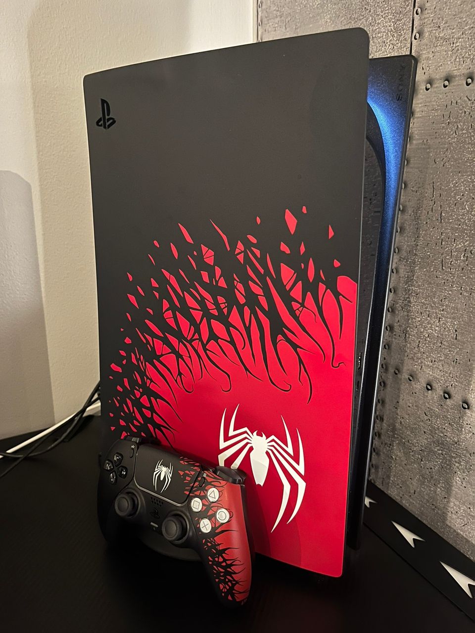 Playstation 5 + Marvel’s Spider-Man 2 limited edition