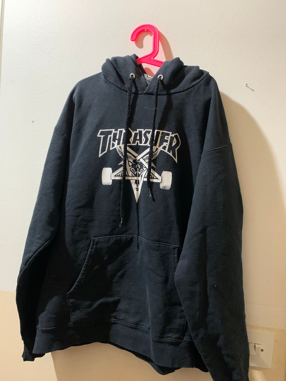 Thrasher huppari