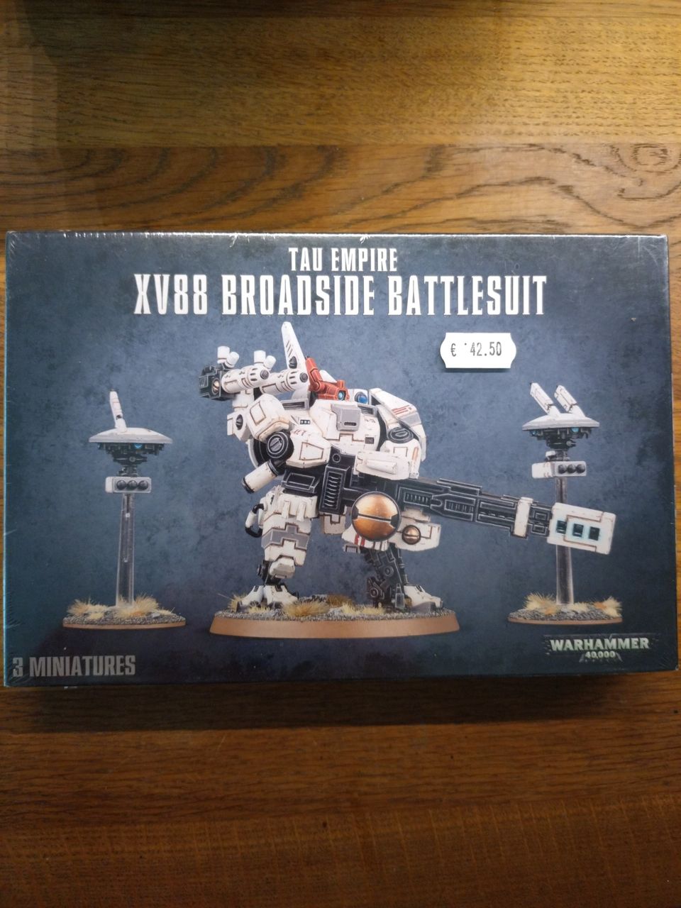 Warhammer 40 000 tau Empire XV88 broadside battlesuit