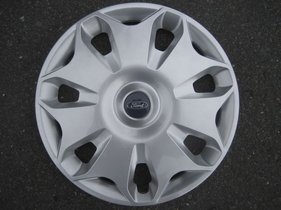 Ford alkuperäiset pölykapselit 16" 4kpl