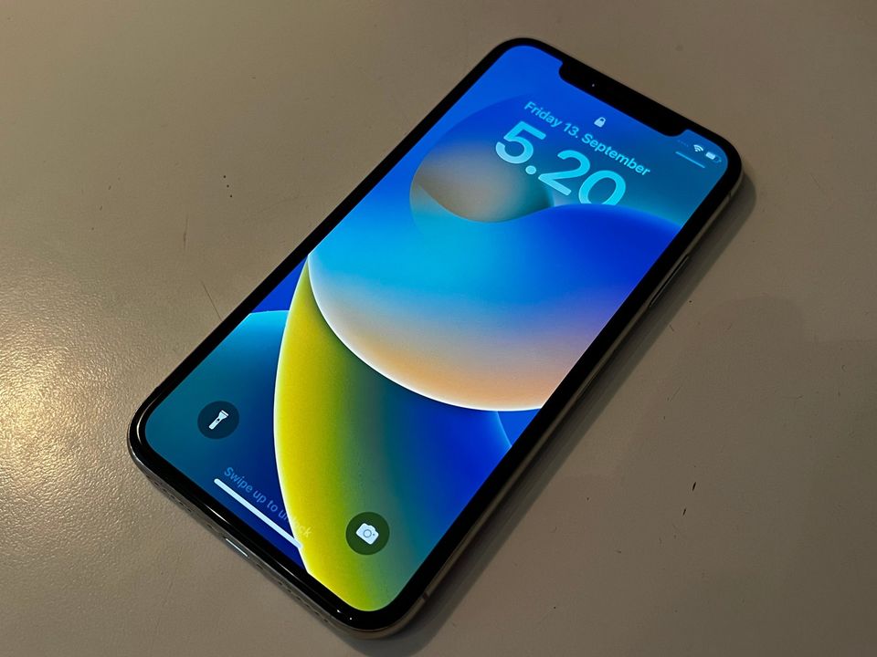 iPhone X 256 GB, Akku 91%