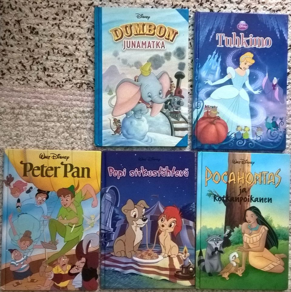 Disney lasten kirjoja