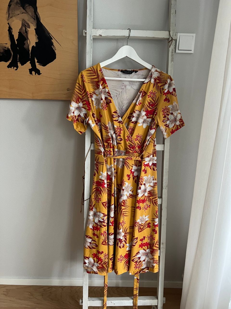 Mekko Dorothy Perkins koko 46