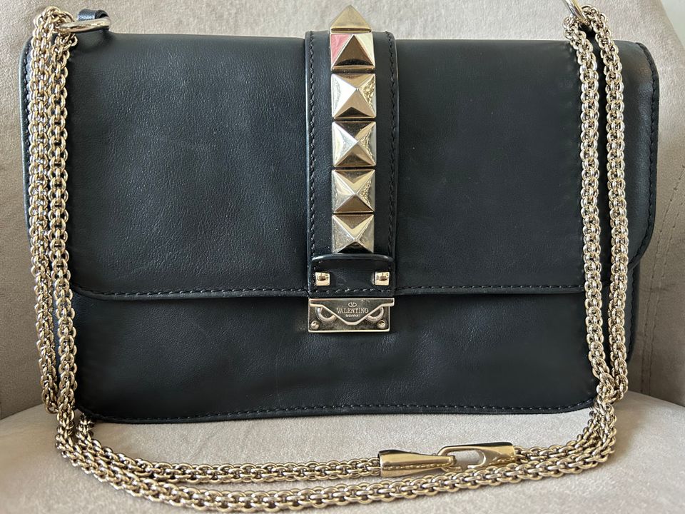 Valentino Garavani Glam Lock leather crossbody bag