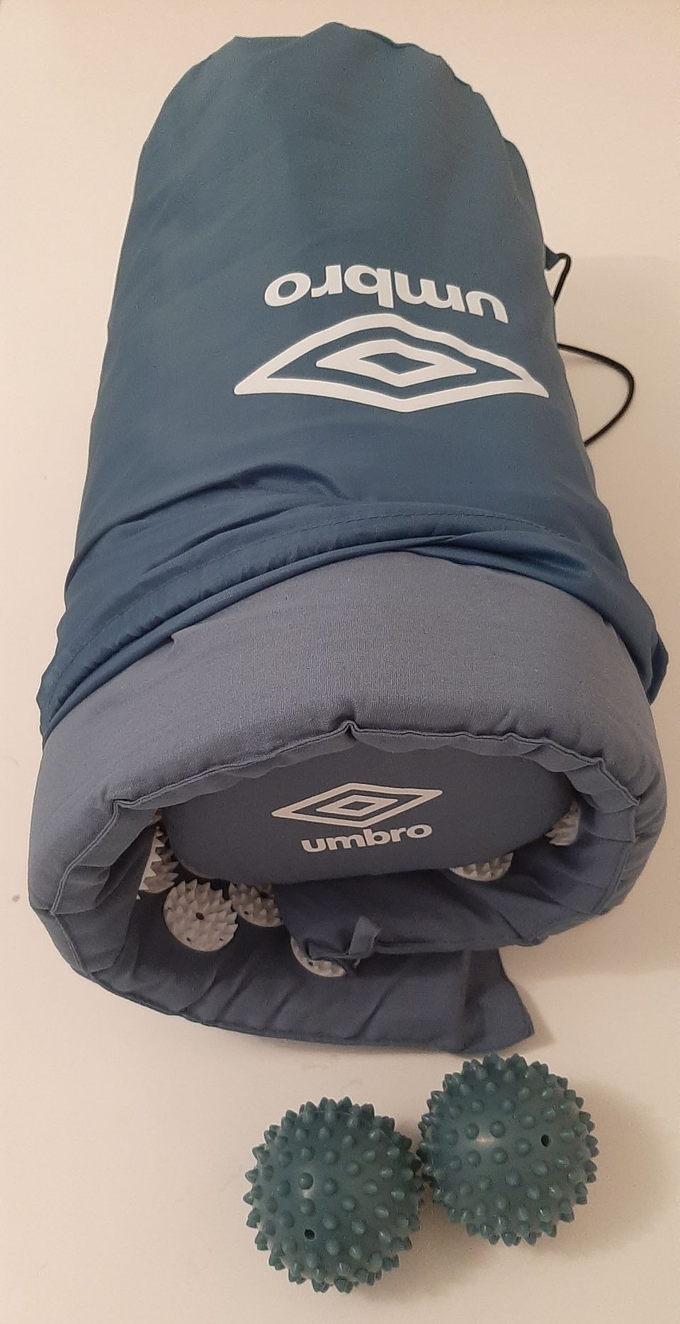 Umbro piikkimatto piikkityyny hierontapallot