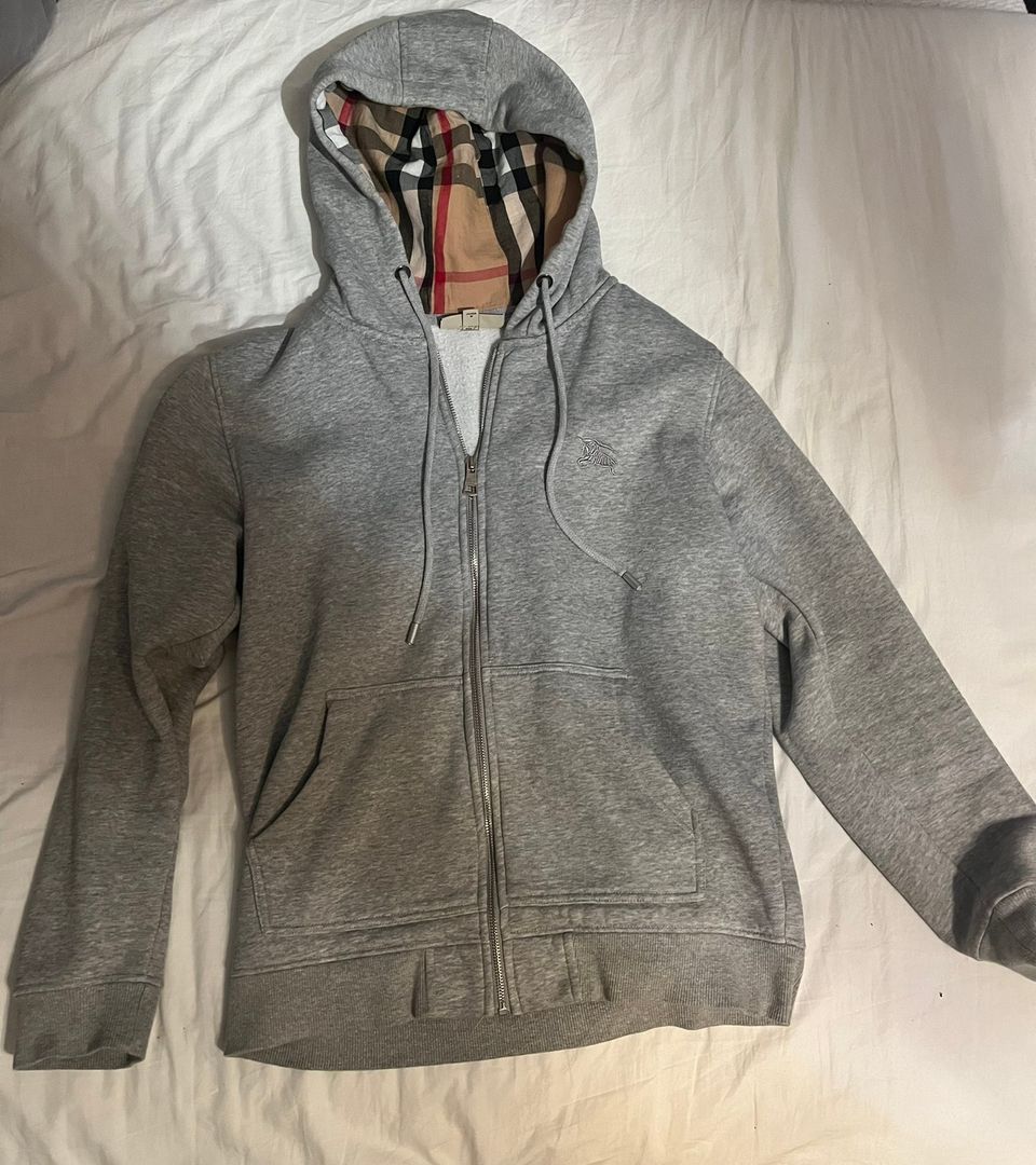 Burberry zip up huppari