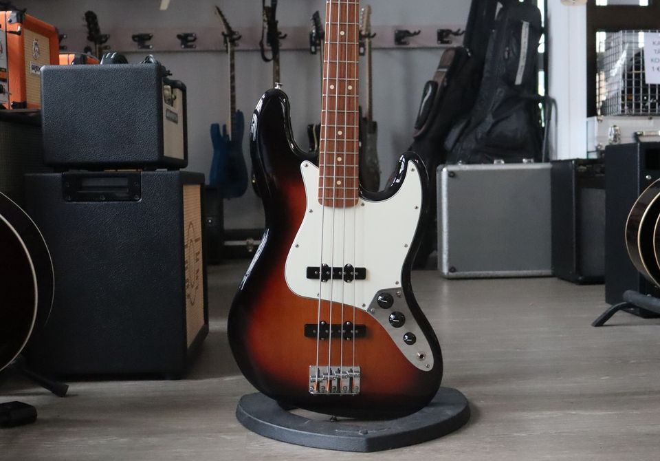 Fender Player Series Jazz Bass PF 3TS 2022 + gig bag