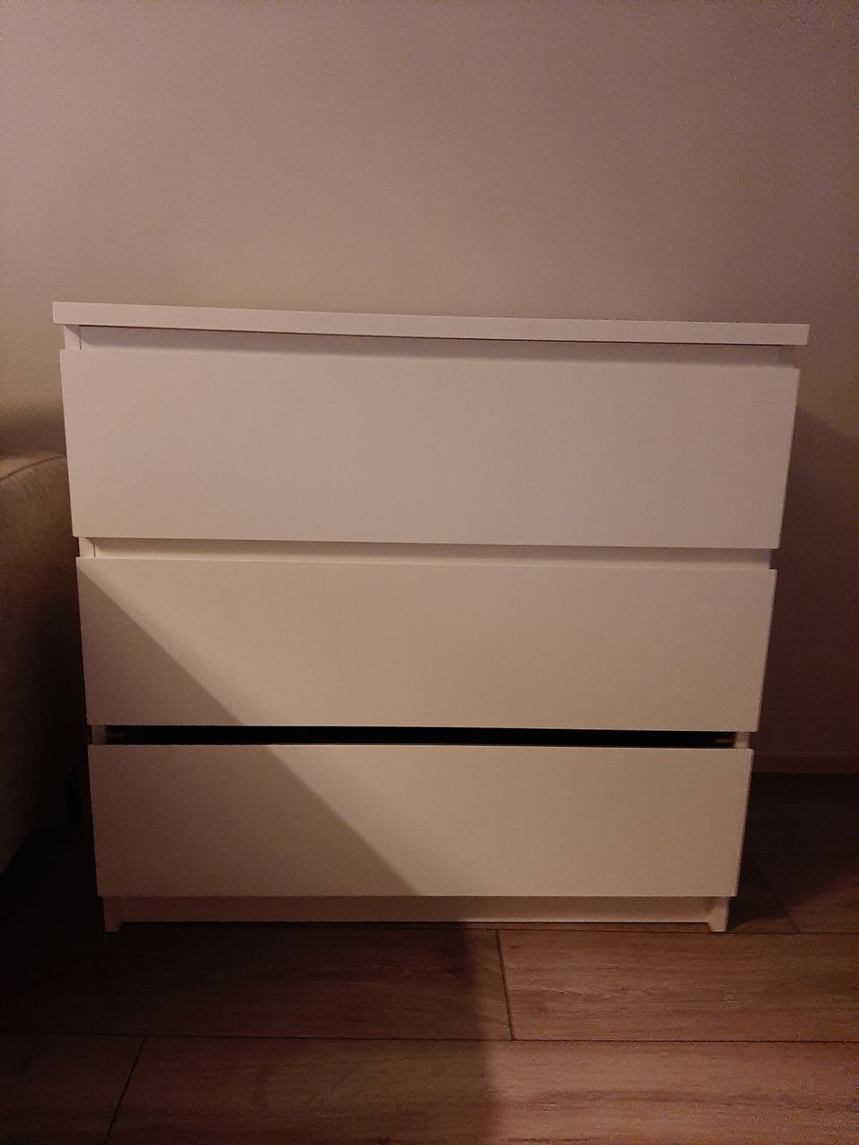 Ikea Malm lipasto