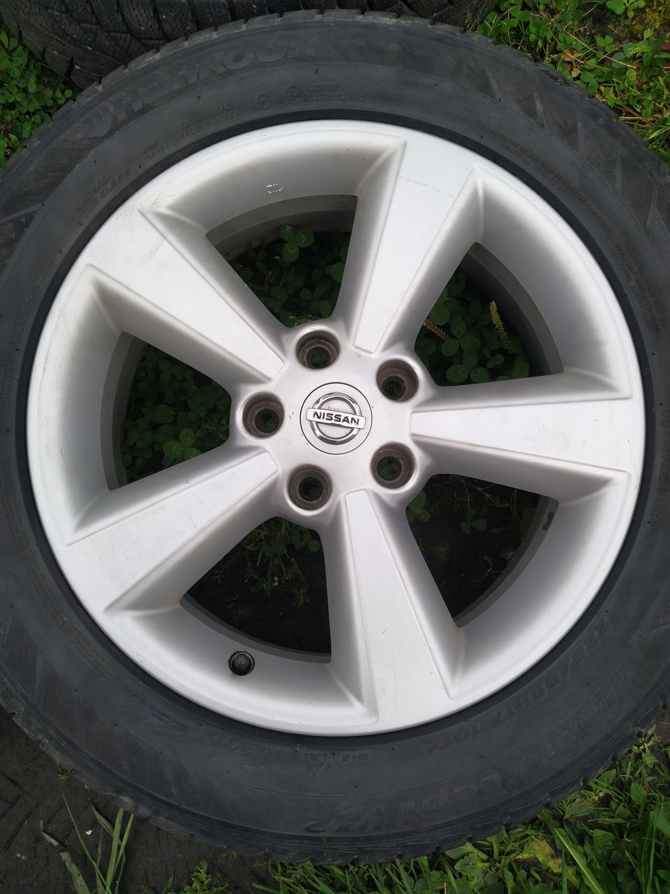 Qashqai 225/55r17 kitkat