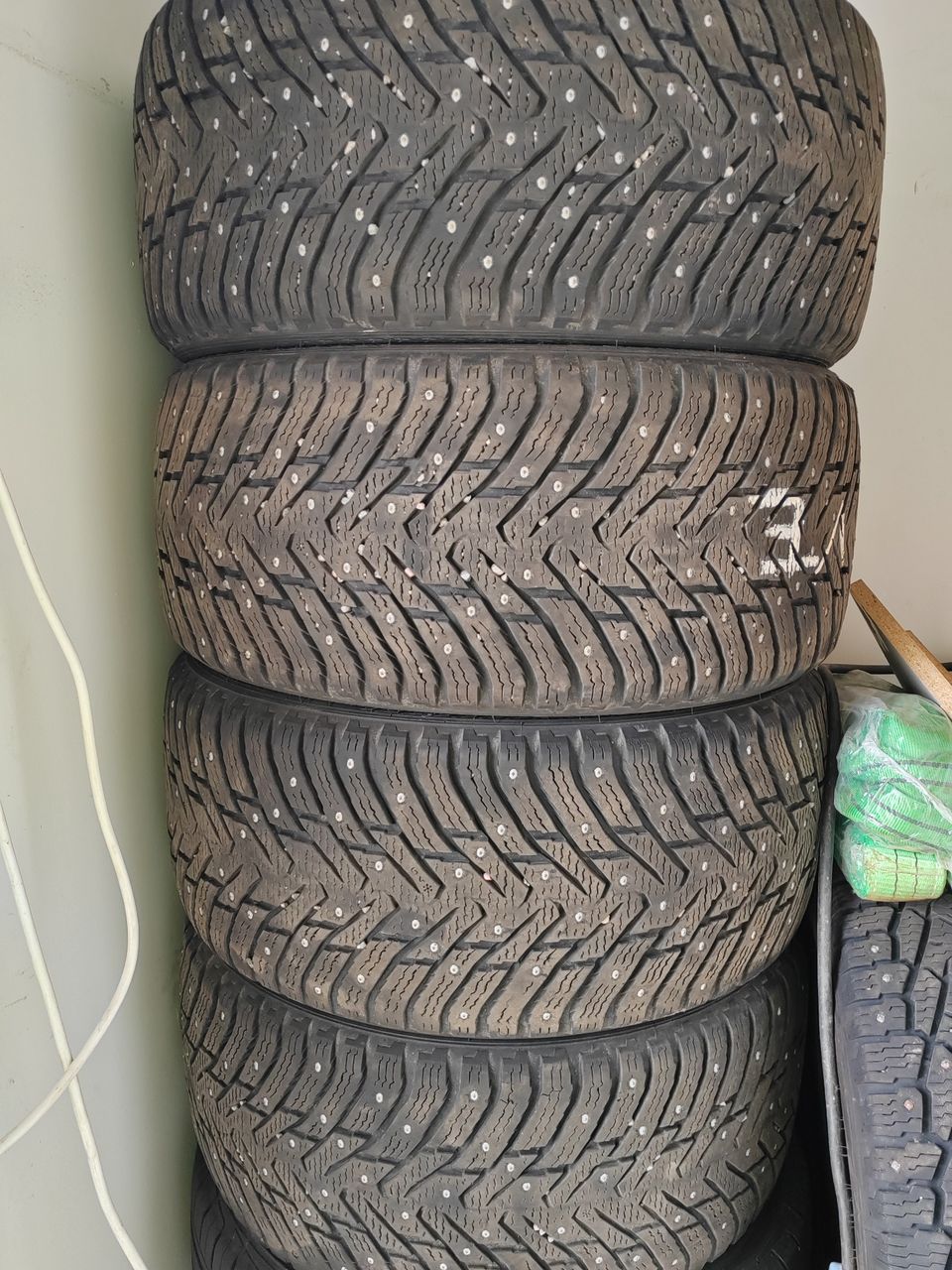 Nokian hakkapelita 8   3kpl