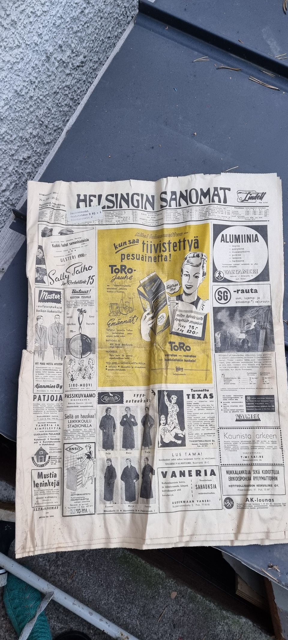 Helsingin Sanomat 6.10.1954