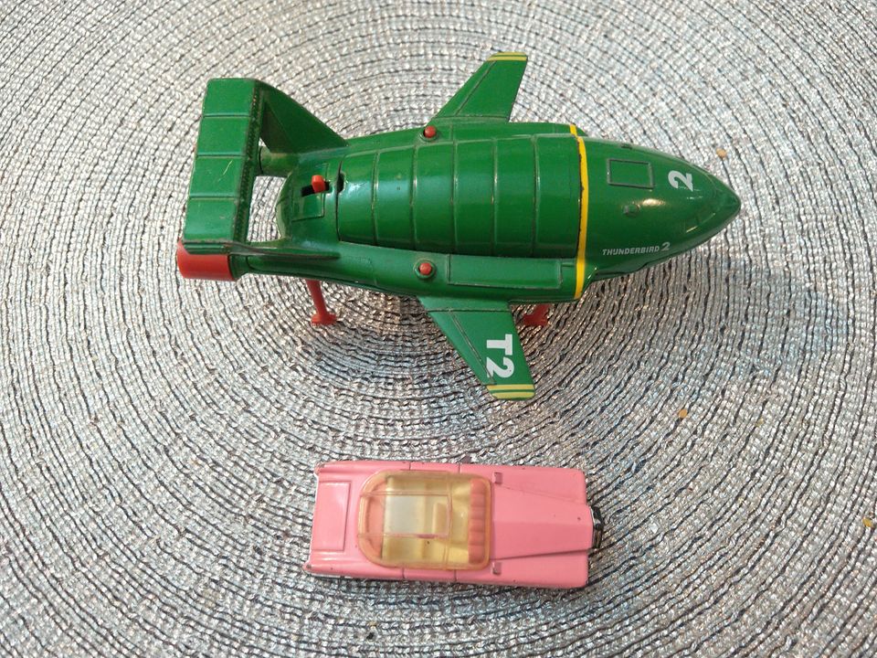 Matchbox Thunderbirds Fab-1 ja alus