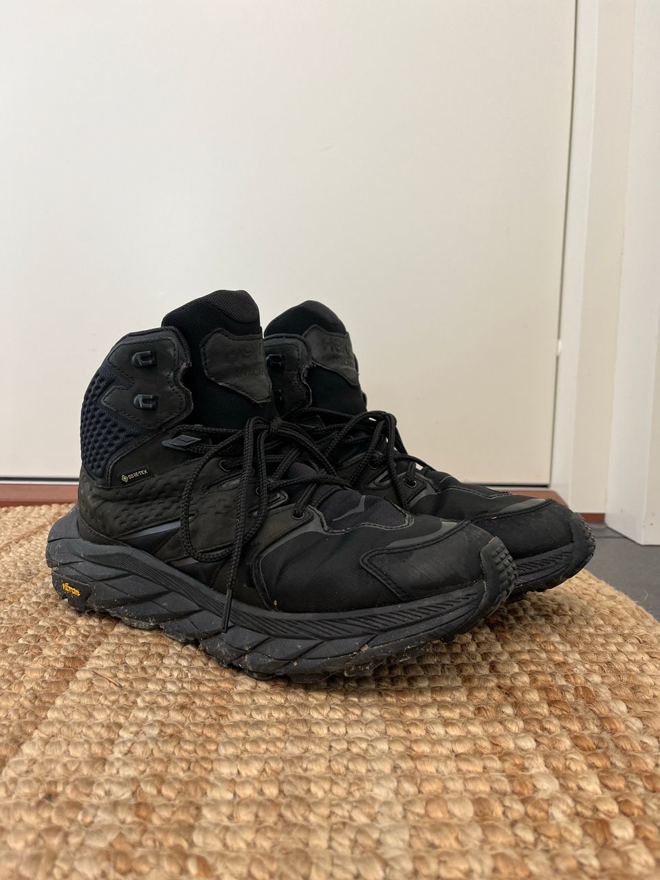 Hoka Anacapa MID GTX Gore-Tex vaelluskengät