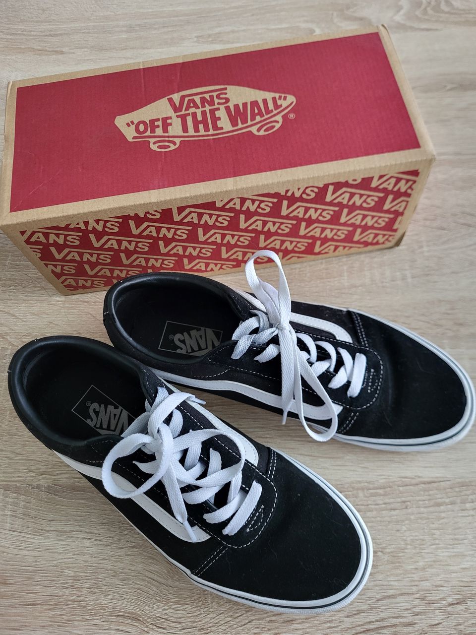 Vans Ward W