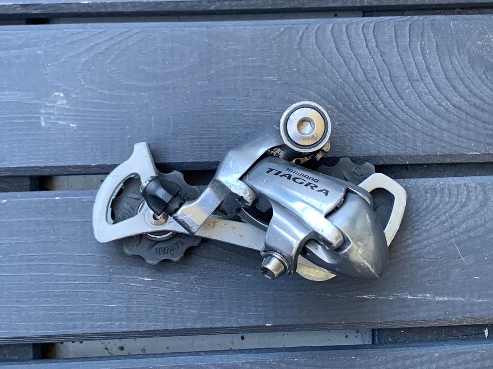 Shimano Tiagra takavaihtaja