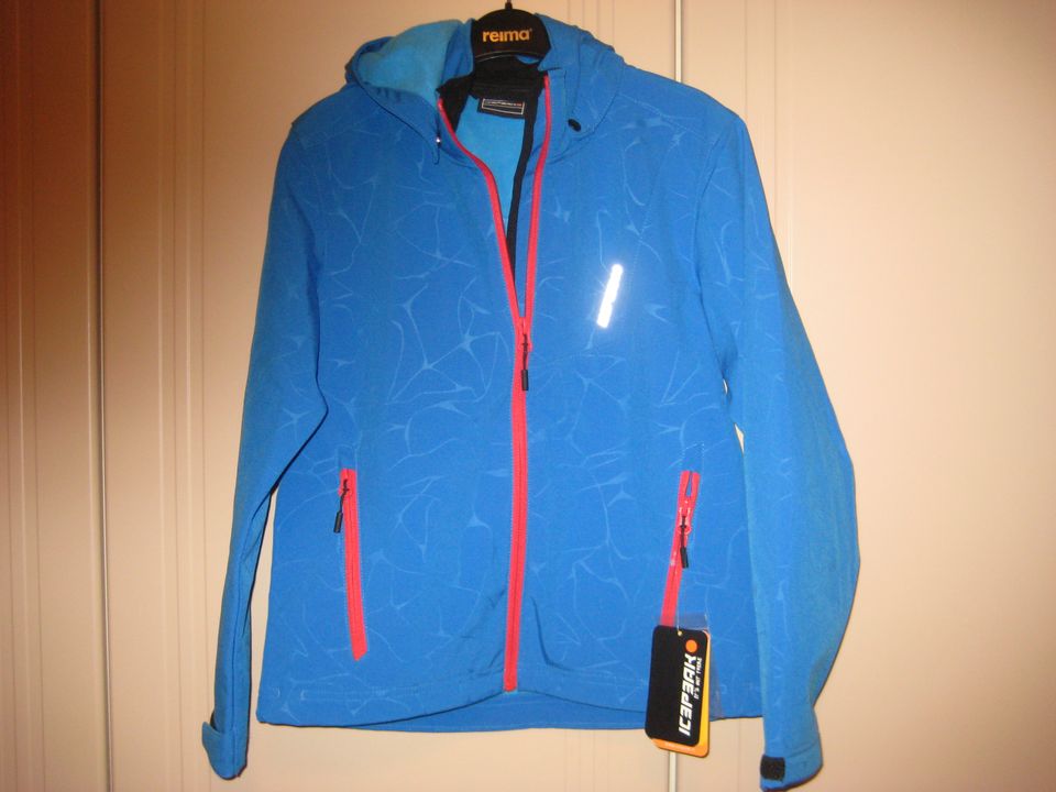 Icepeak uusi poikien softshell takki, koko 140