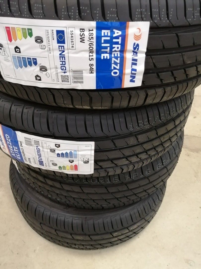 Uudet 185/60R15 kesärenkaat asennettuna