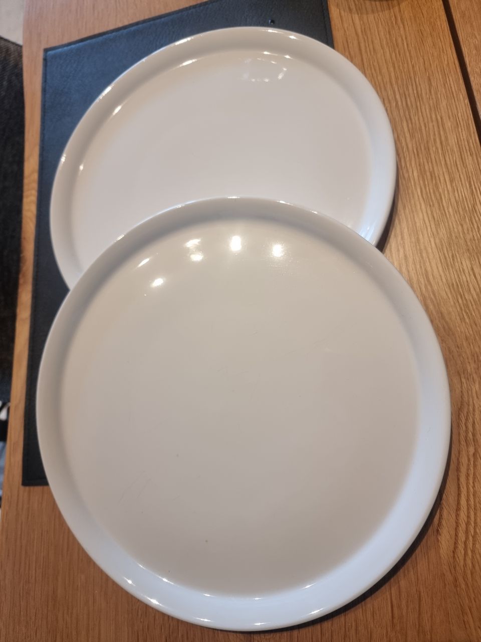 Pizzalautaset/tarjoilulautaset, 30cm