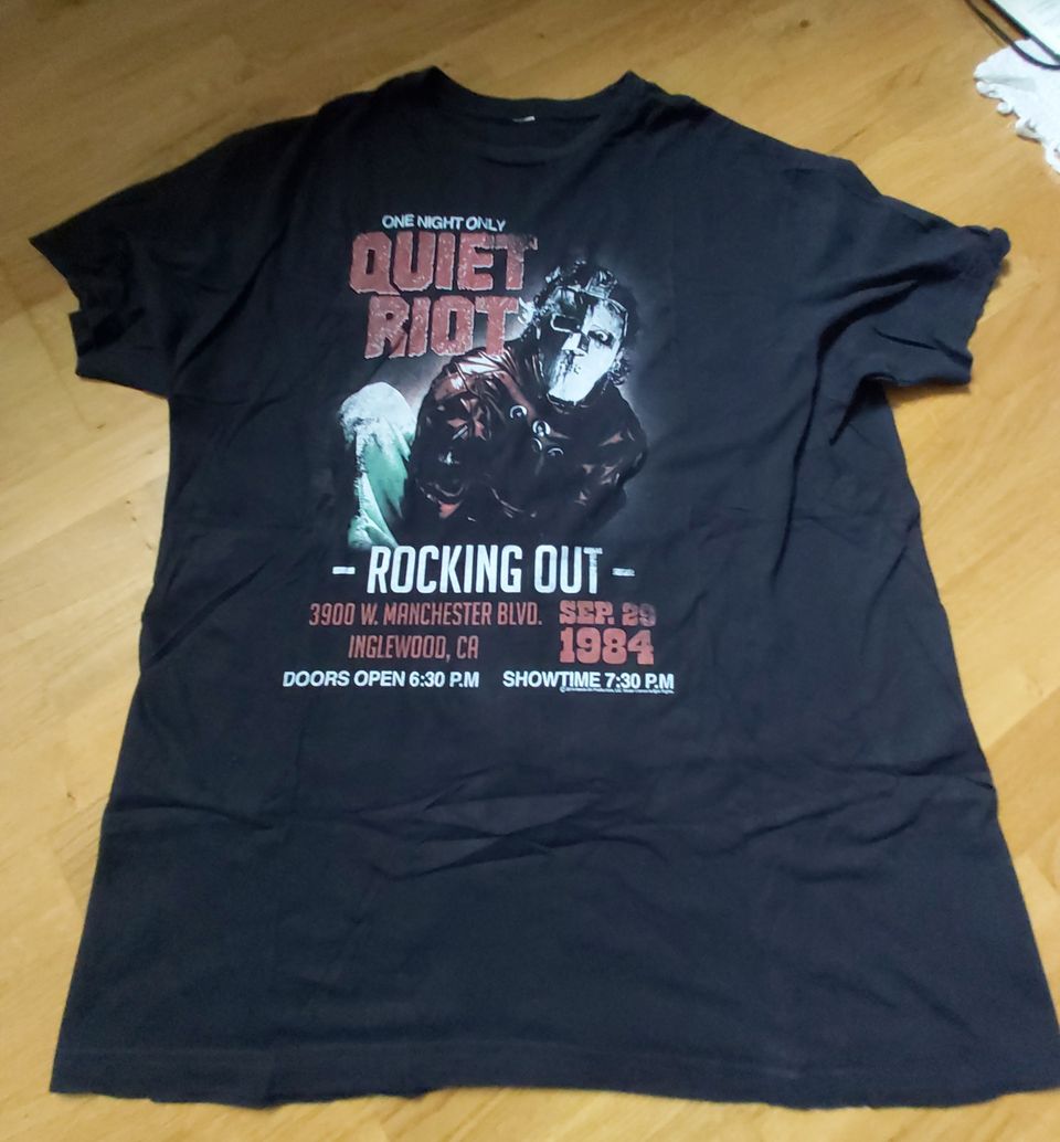 Quiet Riot -bändipaita (XL)