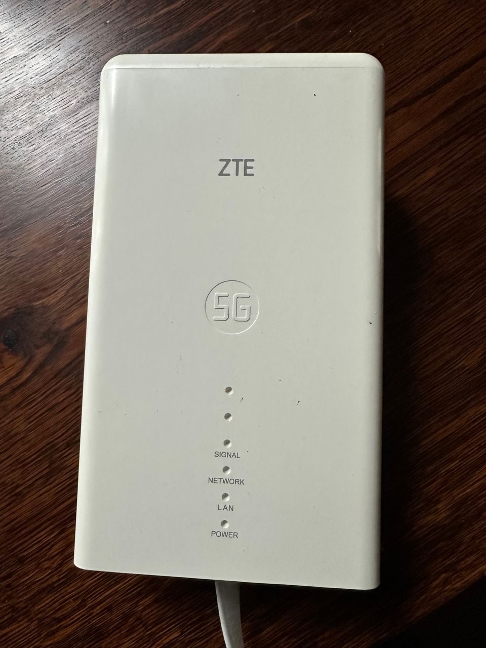 ZTE MC7010 5G-reititin