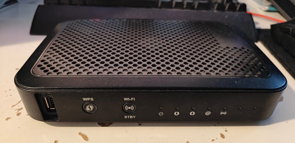 Kaapelimodeemi/router Sagemcom F-3284 dc dna