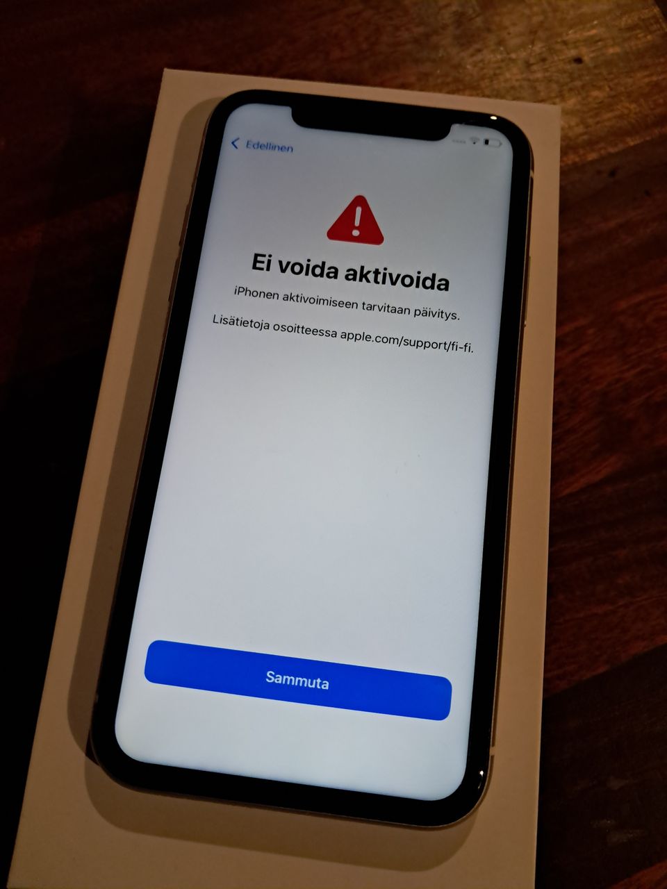 iPhone 11, 128Gb, Aktivointivikainen