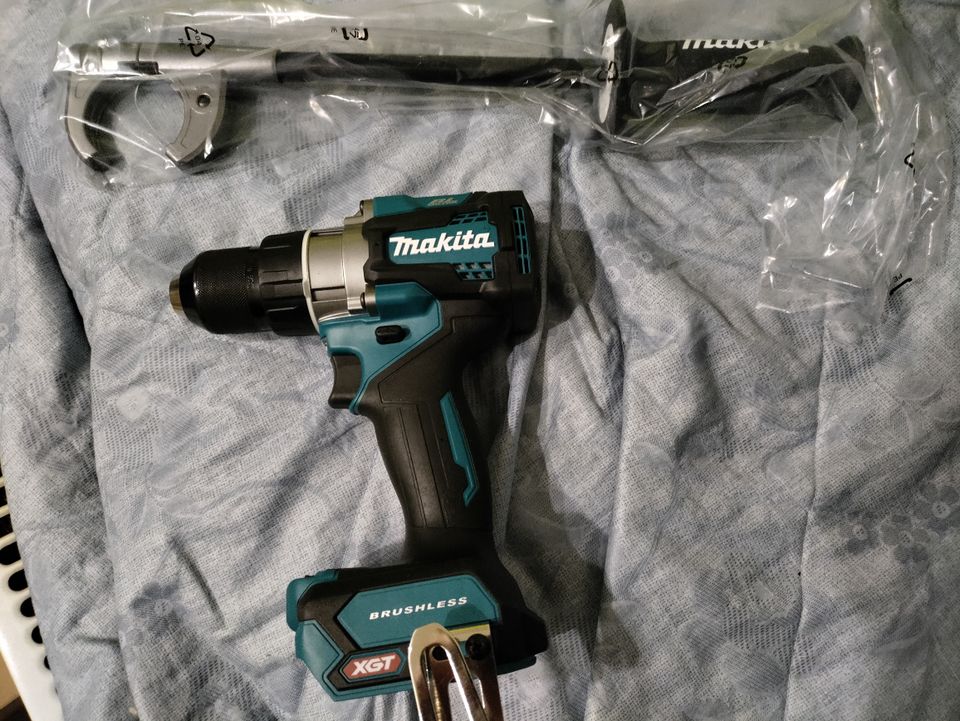 Makita xgt akkuporakone