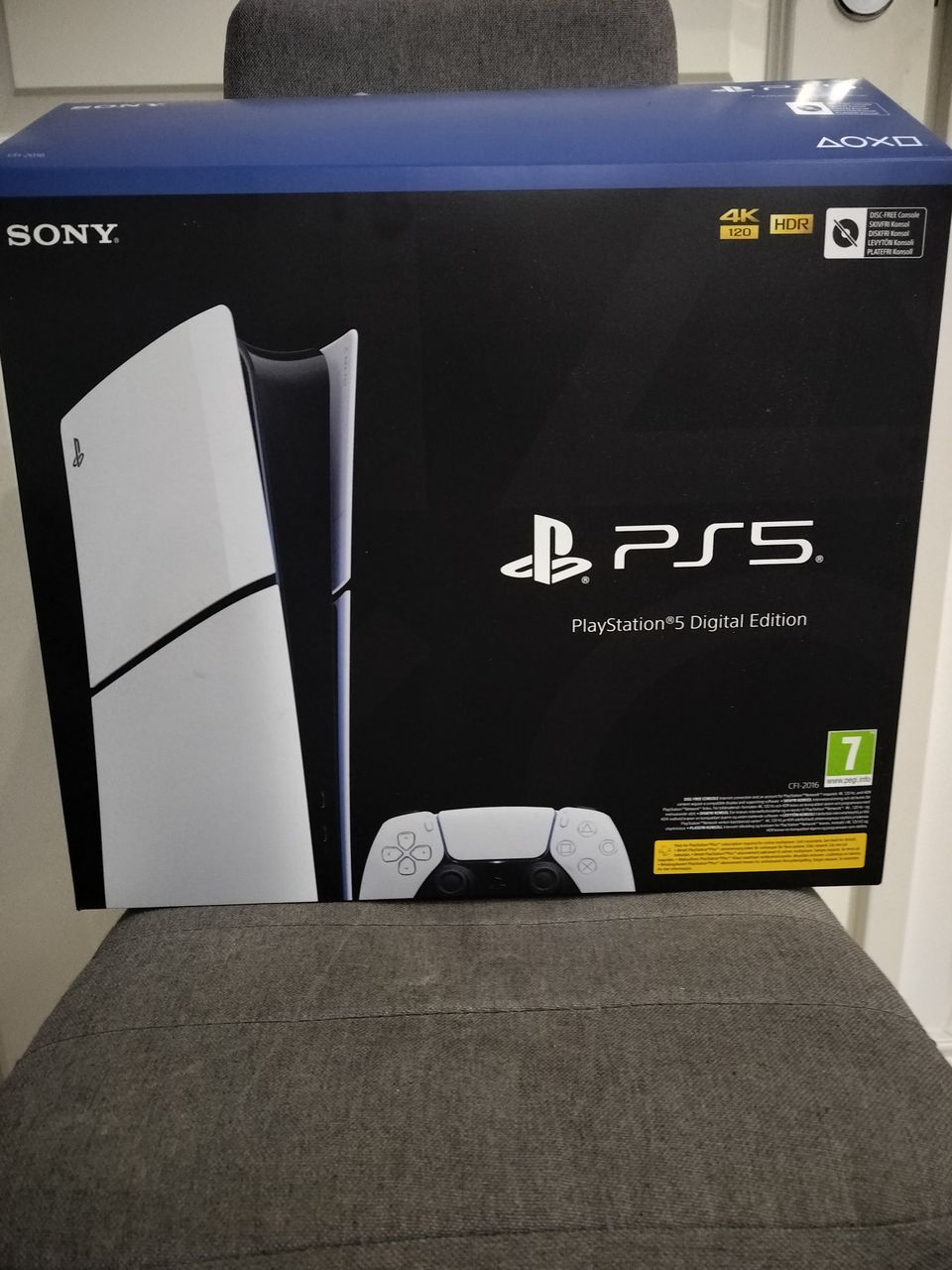 Ps5 slim digital edition 1tb + 1 ohjain