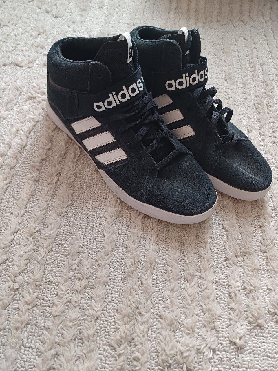 Adidas 45