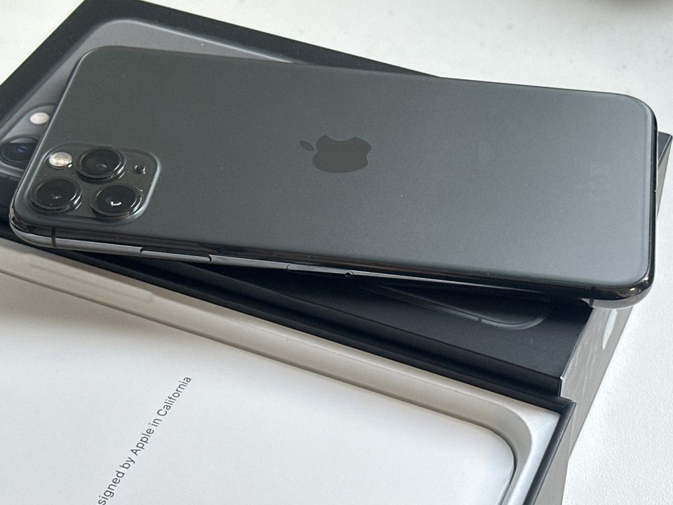 ALE IPhone 11 Pro Max 64GB space gray / TAKUU 12kk