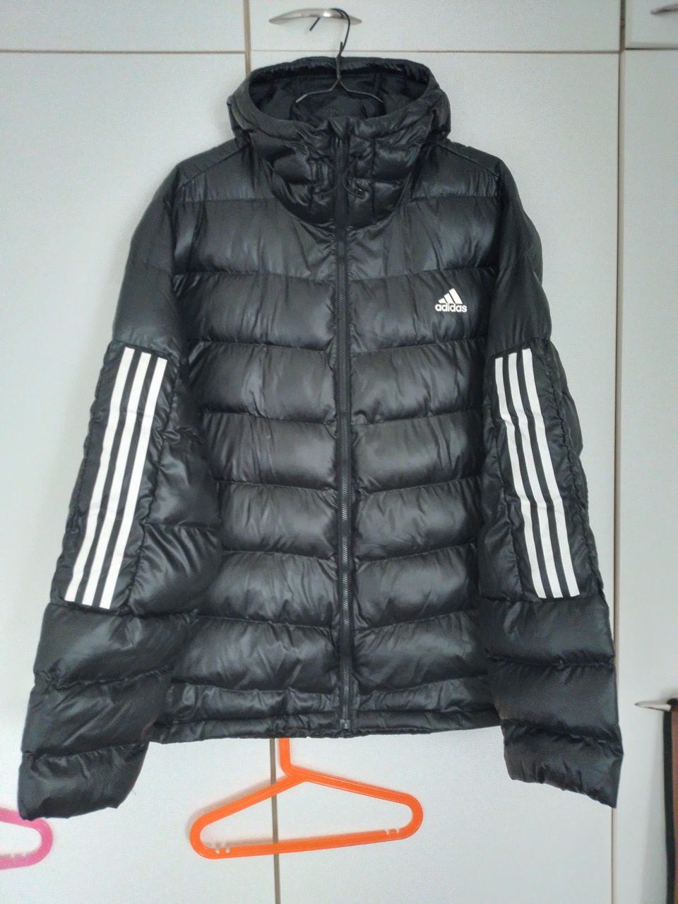 Adidas talvitakki