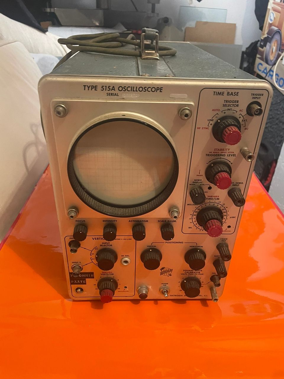 Tektronix 515A 15MHz Oscilloscope