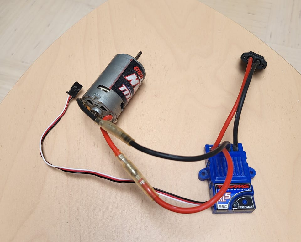 トラクサス XL-5 ESC & Titan 12T モーターセット