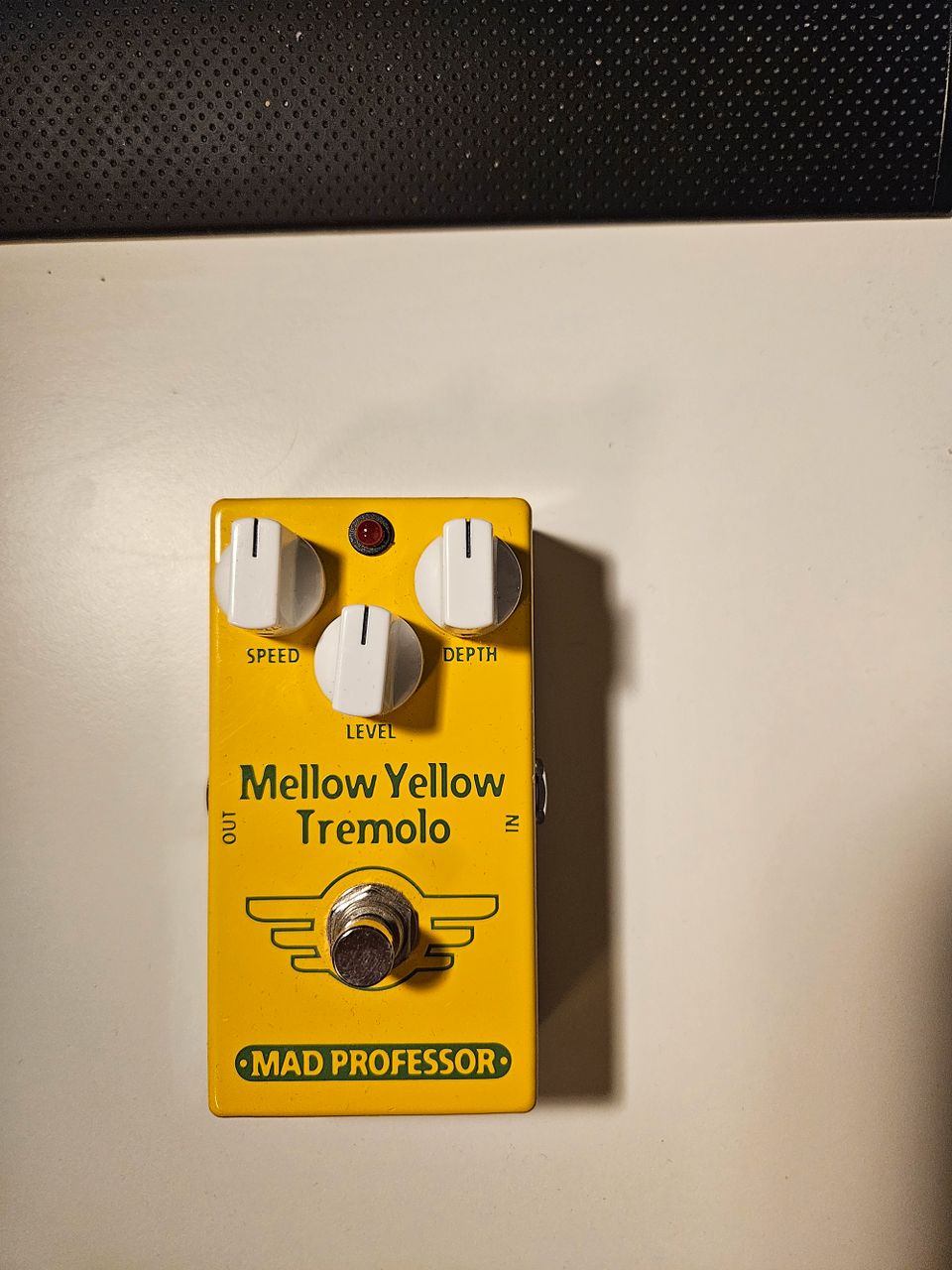 ギター MAD PROFESSOR Mellow Yellow Tremolo Mad Professor Mellow Yellow Tremolo - YouTube