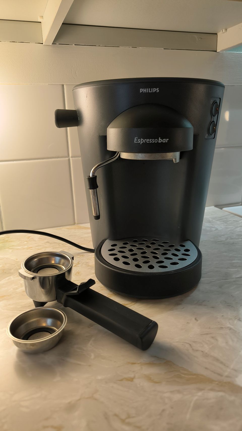 エスプレッソマシン PHIRIPS espresso bar HD5702 美品！エスプレッソマシン PHIRIPS espresso bar HD5702 - メルカリ
