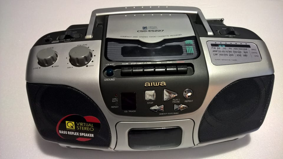 Aiwa CSD-ES227 Boombox – CD, Cassette & Radio Combo | Tori