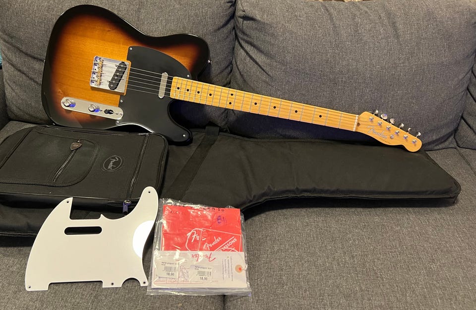 Fender amerikan strato ja gibson les paul Tori