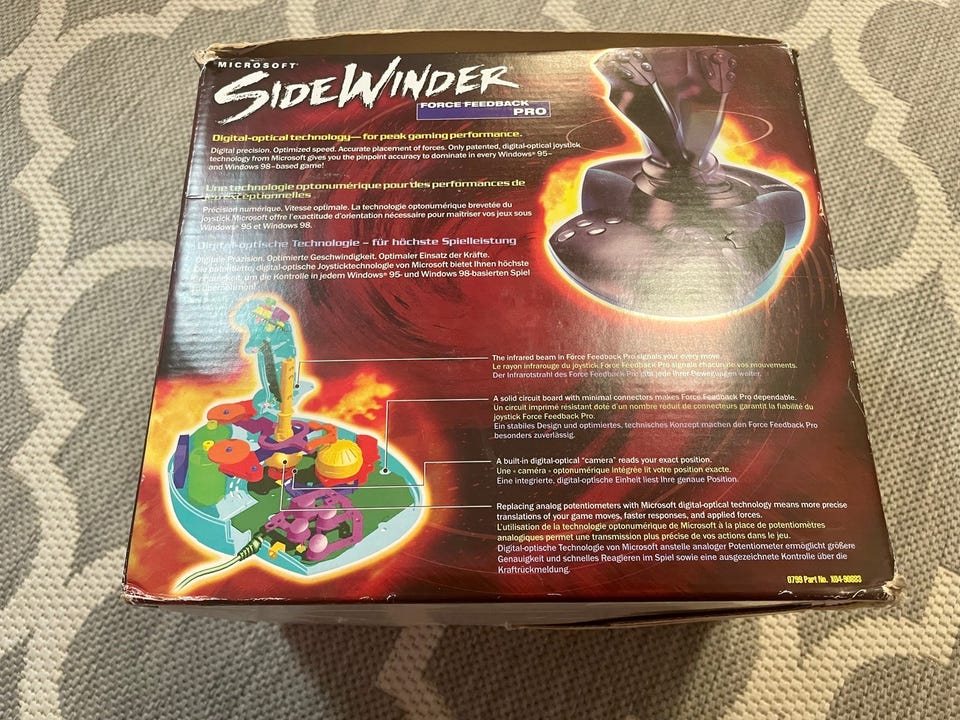 Microsoft SideWinder Force Feedback Pro | Tori