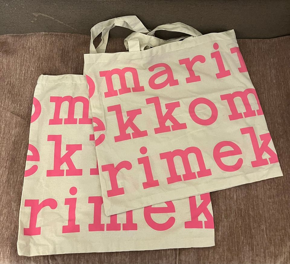 Marimekko kuusikossa tori