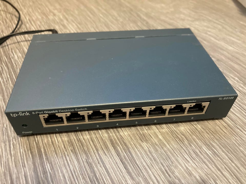 Allied Telesyn FS705LE | Tori