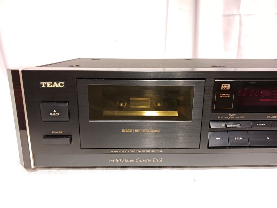 TEAC V-680 3ヘッド動作品 TEAC V-680の仕様 ティアック