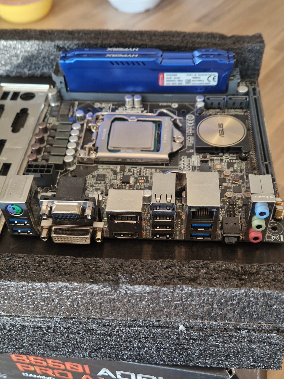 ASUS H97I-PLUS + i5-4690K + ddr3 1866mhz 8GB | Tori