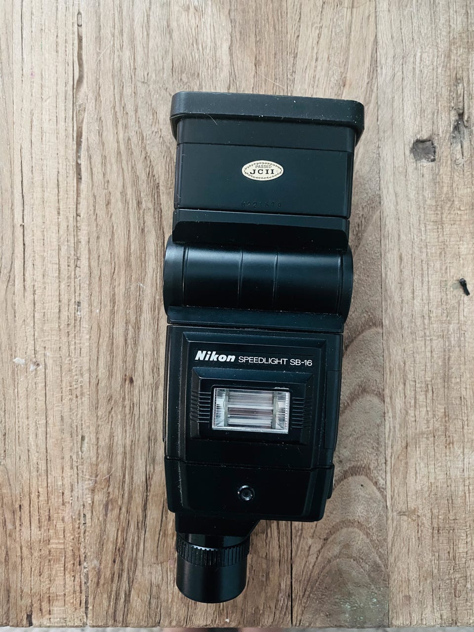 ニコン スピードライト　SB-16　（ニコンF3専用） Nikon ニコン F3用 スピードライト SB-16 SPEEDLIGHT ストロボ